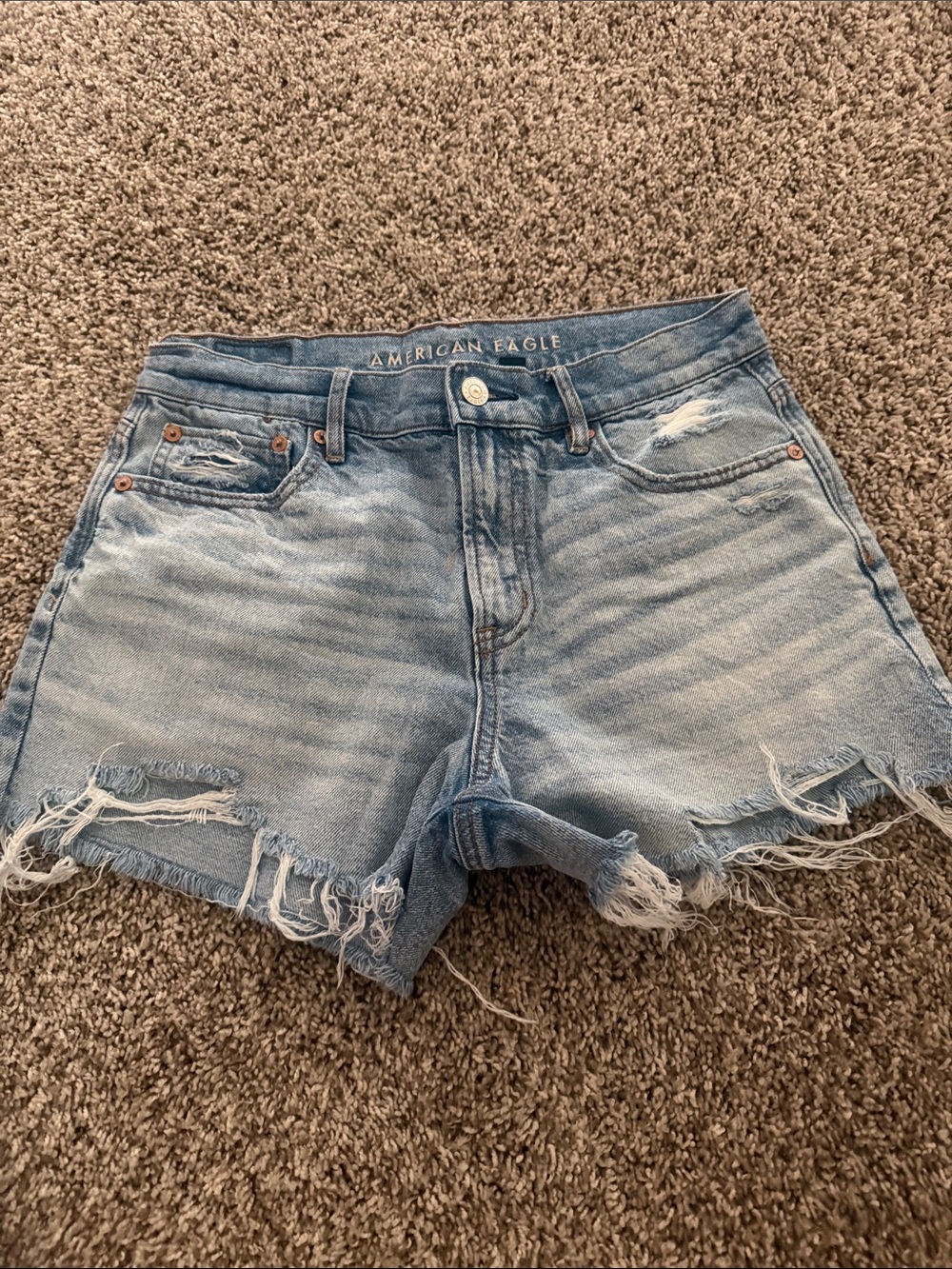 American Eagle Women’s Shorts - Picture 4 of 9